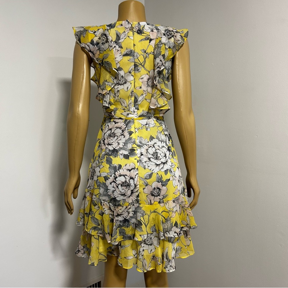 Tommy Hilfiger Yellow Floral Ruffle Tiered Dress Size 2 V-Neck Tie Waist Cap - Picture 5 of 6